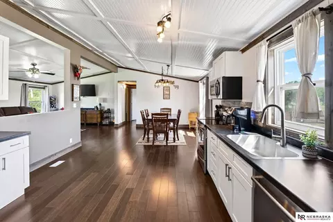 Kitchen - 102 Main St, Ithaca, NE 68033 photo 6 of 6