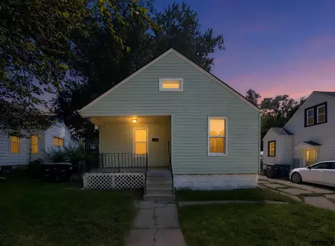 6107 Spencer St, Omaha, NE 68104