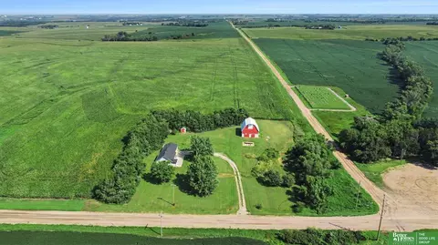 View/Area - 5042 E Sargent Rd, Beatrice, NE 68310 photo 3 of 10