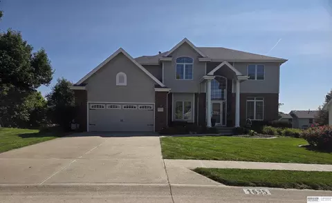 1635 N 171 Ave, Omaha, NE 68118