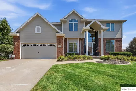 1635 N 171 Ave, Omaha, NE 68118