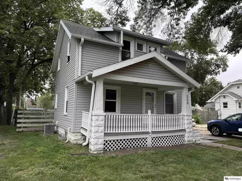 330 N Clarkson St, Fremont, NE 68025