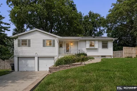 10914 Olin Ave, Omaha, NE 68144