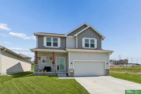 9517 S 181 St, Omaha, NE 68136