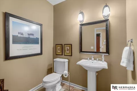 Bath - 17618 Colonial Ave, Omaha, NE 68136 photo 1 of 10