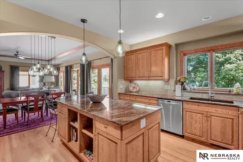 Kitchen - 17618 Colonial Ave, Omaha, NE 68136 photo 2 of 6