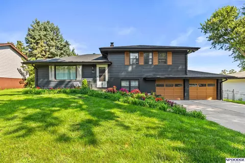7522 Hartman Ave, Omaha, NE 68134