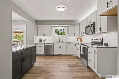 Kitchen - 2004 Pleasantview Ln, Bellevue, NE 68005 photo 1 of 3
