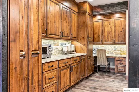 Kitchen - 20709 Cedar Heights Cir, Springfield, NE 68059 photo 14 of 15