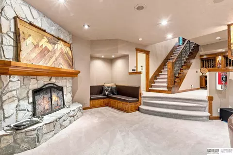 Living - 20709 Cedar Heights Cir, Springfield, NE 68059 photo 5 of 7