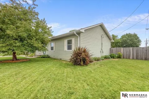Other - 402 7th St, Waterloo, NE 68069 photo 2 of 9