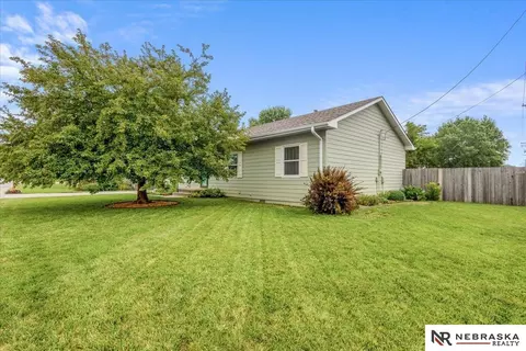 Other - 402 7th St, Waterloo, NE 68069 photo 3 of 9