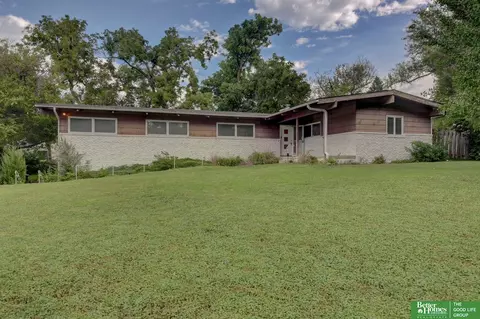 10052 Corby St, Omaha, NE 68134