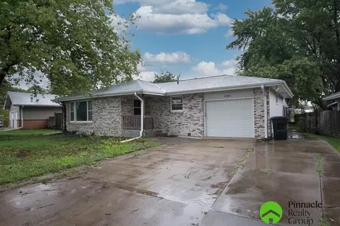 4506 Colfax St, Lincoln, NE 68504