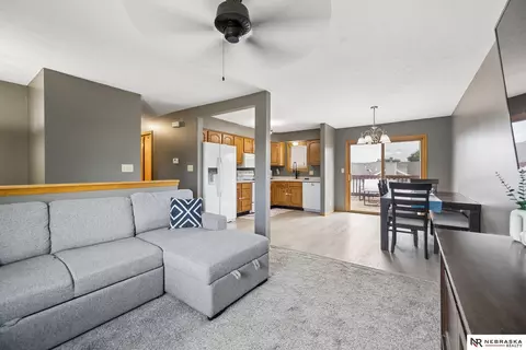 2034 NW 55th St, Lincoln, NE 68528