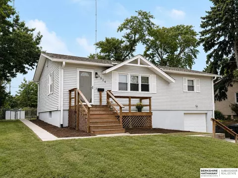 5524 N 69th Ave, Omaha, NE 68104