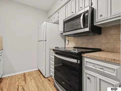 12727 W Dodge Rd #257C, Omaha, NE 68154