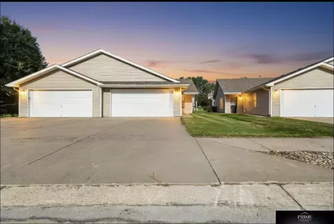 1816 W S St, Lincoln, NE 68528