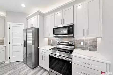 Kitchen - 1814 E 8th St, Hickman, NE 68372 photo 3 of 3