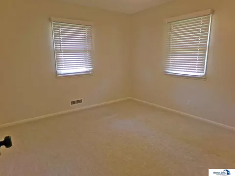Bedroom - 1718 Sara Rd, Beatrice, NE 68310 photo 2 of 3