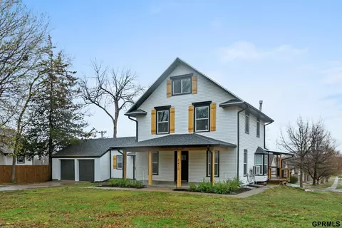 3210 S 48th St, Lincoln, NE 68506