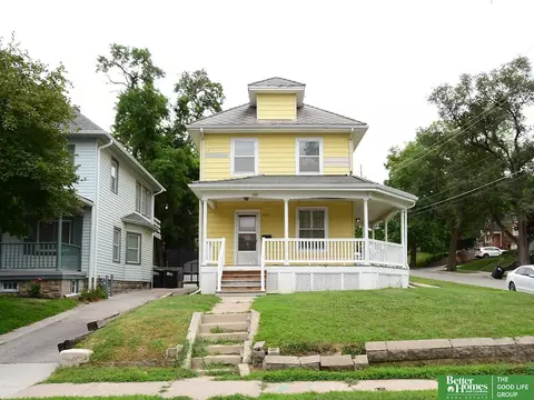 937 S 38 Ave, Omaha, NE 68105