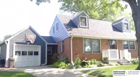 2140 Kessler Cir S, Lincoln, NE 68502