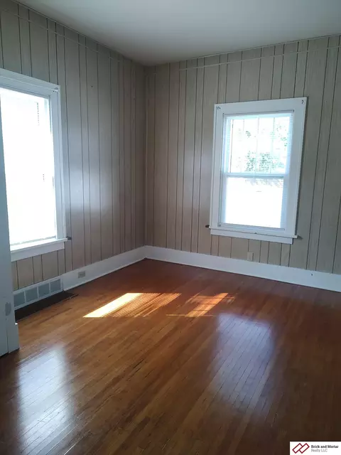 Bedroom - 1208 Grant St, Beatrice, NE 68310 photo 3 of 3