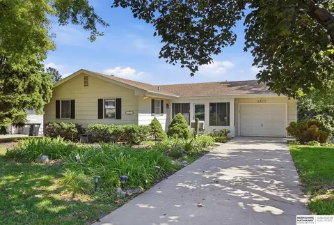 4825 Magnolia St, Omaha, NE 68137