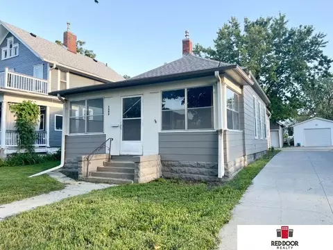 1823 Garfield St, Lincoln, NE 68502