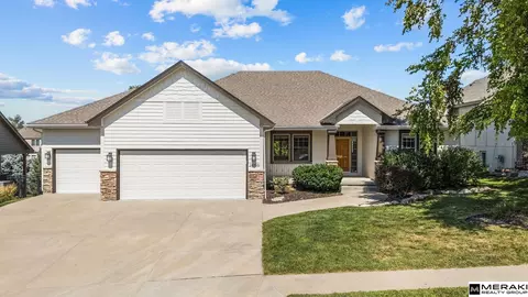 14906 Hanover St, Bennington, NE 68007
