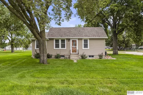 304 W 14th St, Schuyler, NE 68661