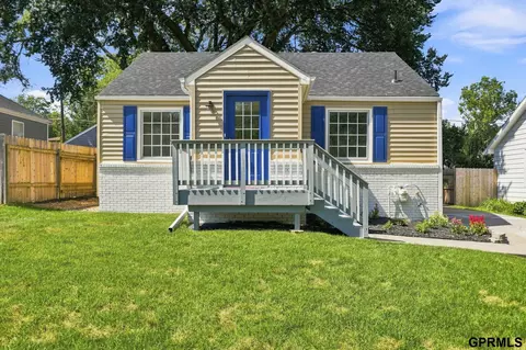 3151 N N Cotner Blvd, Lincoln, NE 68507