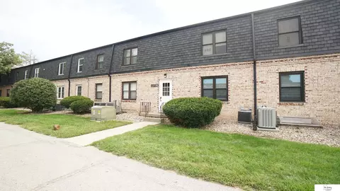 12776 Deauville Dr #208, Omaha, NE 68137