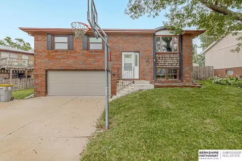 2130 Ammon Ave, Lincoln, NE 68505