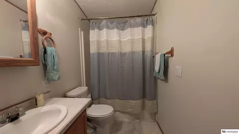 Bath - 211 Pine St, Bee, NE 68314 photo 2 of 2
