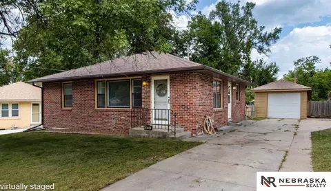4700 Sumner St, Lincoln, NE 68506
