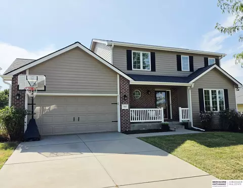 7931 Upton Grey Ln, Lincoln, NE 68516