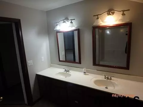 Bath - 12500 S 82nd Pl, Roca, NE 68430 photo 1 of 5