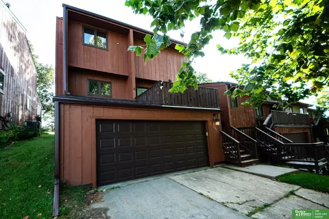 7171 N 79 Plz, Omaha, NE 68122