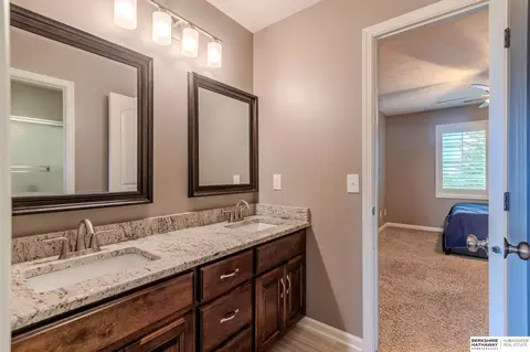 Bath - 20919 Poppleton Cir, Elkhorn, NE 68022 photo 5 of 5