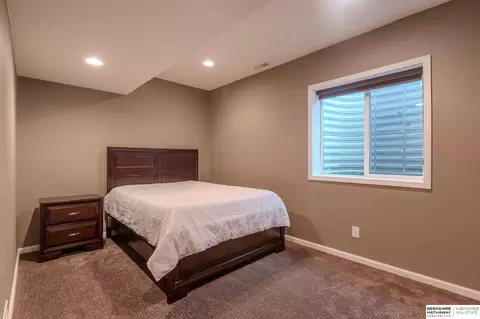 Bedroom - 20919 Poppleton Cir, Elkhorn, NE 68022 photo 3 of 6