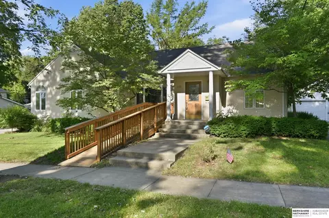 809 Highland Ave, Red Oak, IA 51566