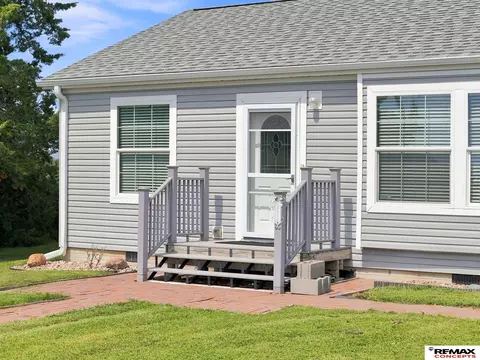 Exterior - 1800 Wittstruck Rd, Roca, NE 68430 photo 3 of 8