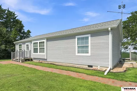 Exterior - 1800 Wittstruck Rd, Roca, NE 68430 photo 2 of 8