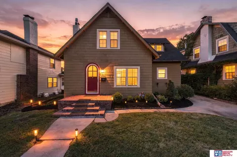 3019 Plymouth Ave, Lincoln, NE 68502