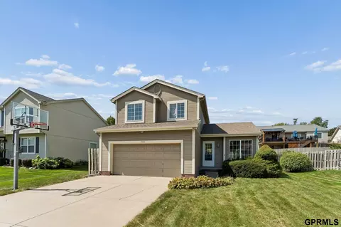 6422 S 162nd Ave, Omaha, NE 68135