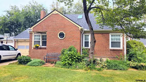 3340 N St, Lincoln, NE 68510
