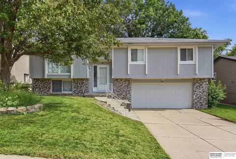 15361 U St, Omaha, NE 68137