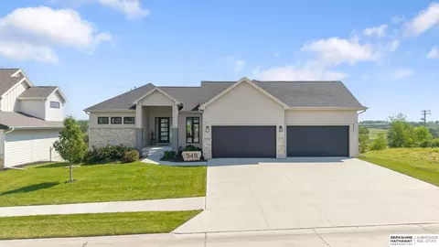 5411 N 205th St, Elkhorn, NE 68022